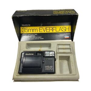 VINTAGE KEYSTONE 35mm EVERFLASH 3570 CAMERA In Box UNTESTED PARTS REPAIR PROP